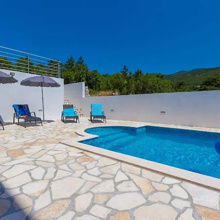 Apartman In 39121 Klenovica