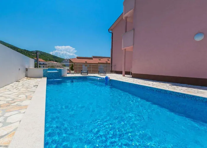 Appartamento In 39121 Klenovica